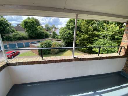 Sherland Court, Radlett, Image 4