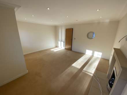 Highbridge Close, Radlett, Image 10