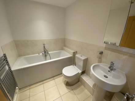 Highbridge Close, Radlett, Image 17