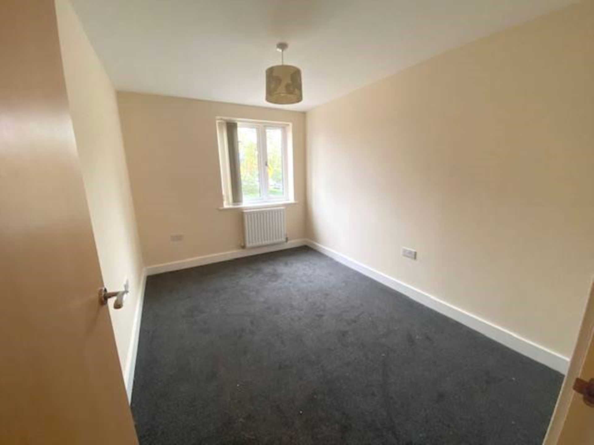 Grade Close, Elstree, Image 9