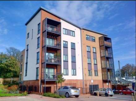 Grade Close, Elstree, Image 1