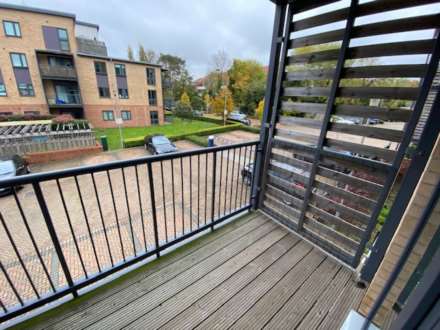 Grade Close, Elstree, Image 4