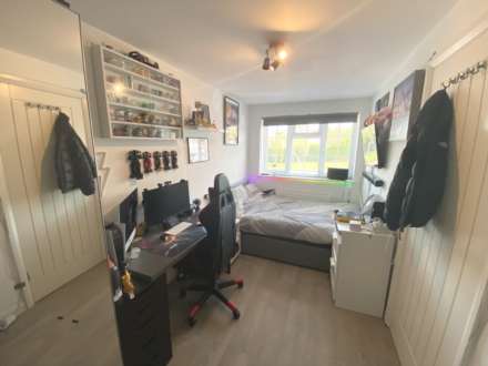 Chandos Road, Borehamwood, Image 10