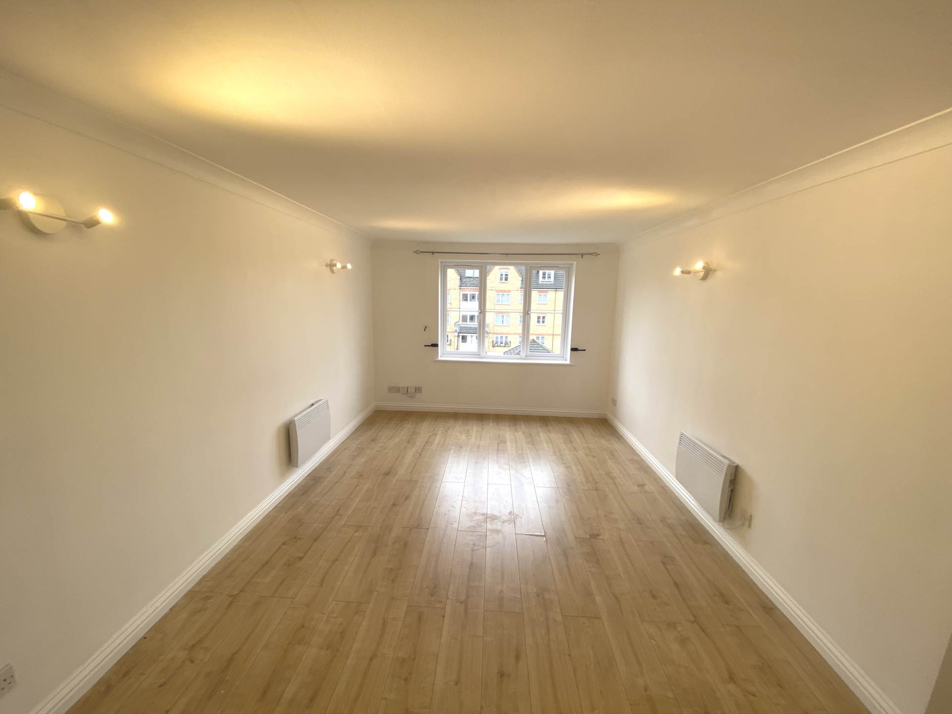 Trinity House, Borehamwood, Image 3