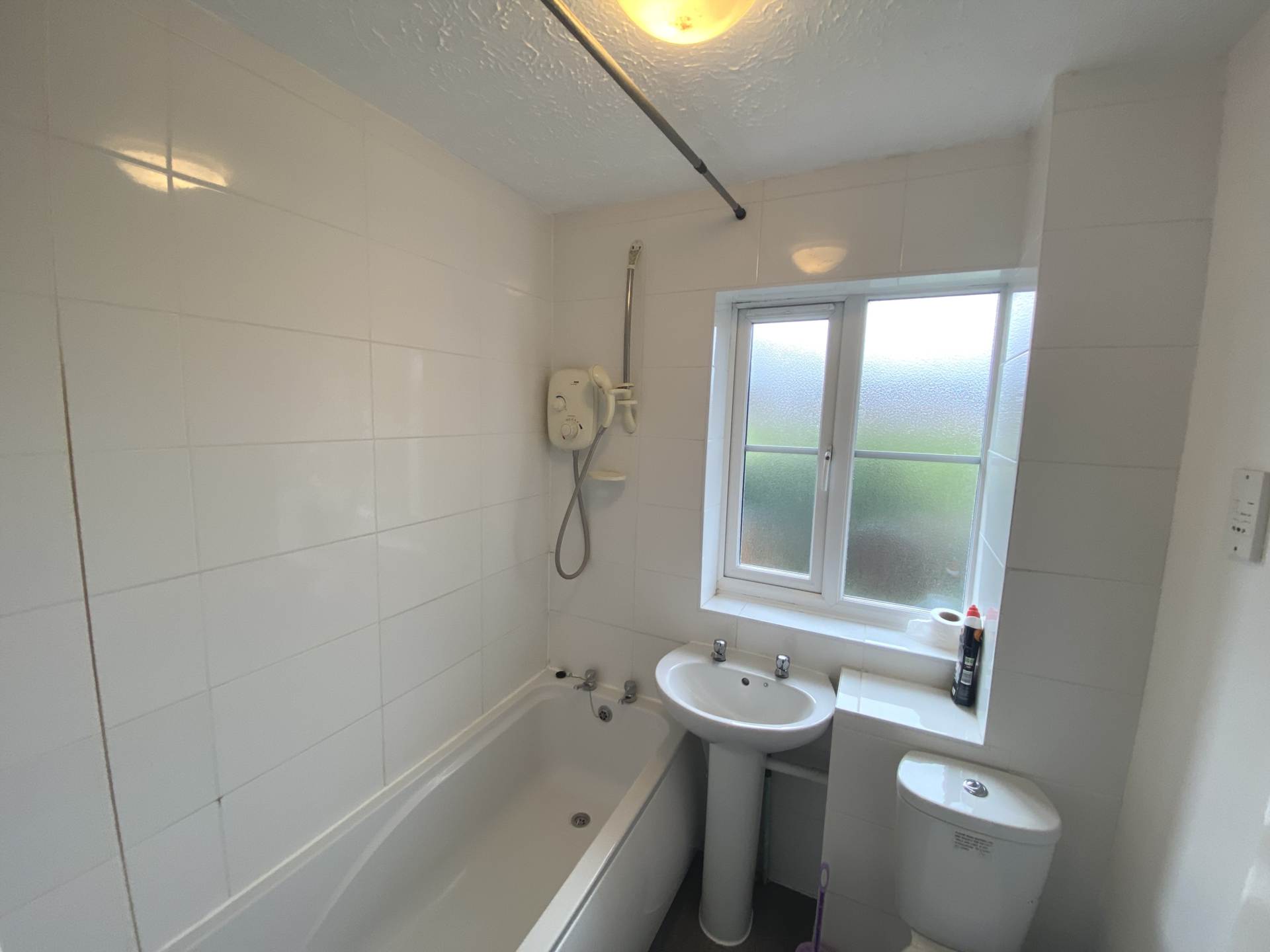 Martins Walk, Borehamwood, Image 11