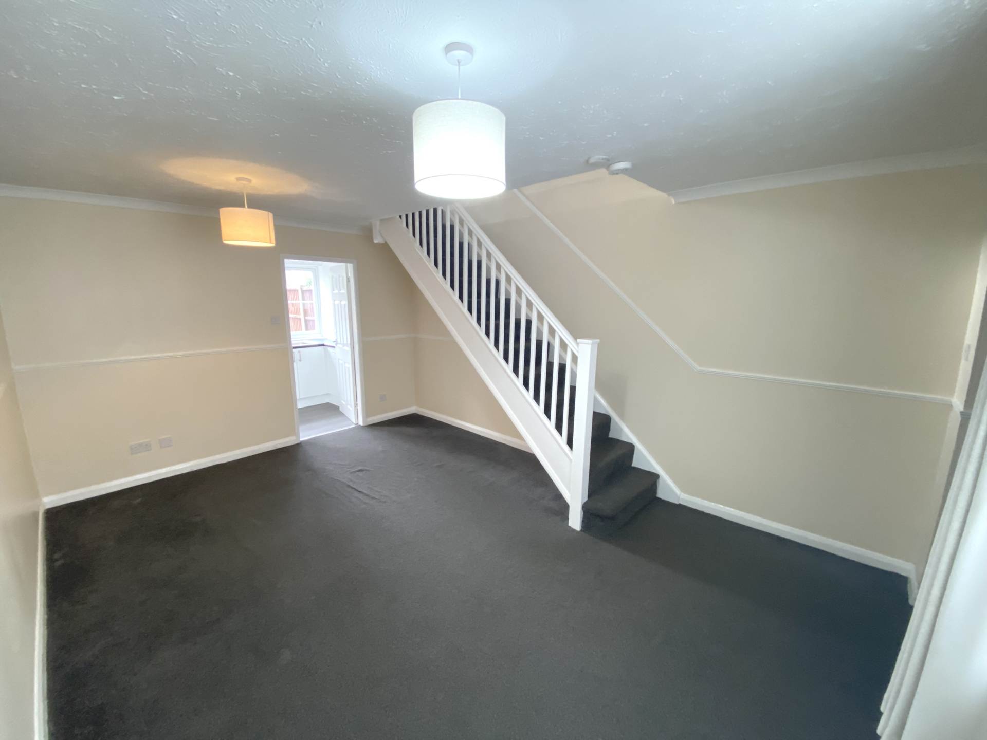 Martins Walk, Borehamwood, Image 2