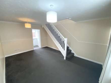 Martins Walk, Borehamwood, Image 2