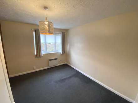 Martins Walk, Borehamwood, Image 9