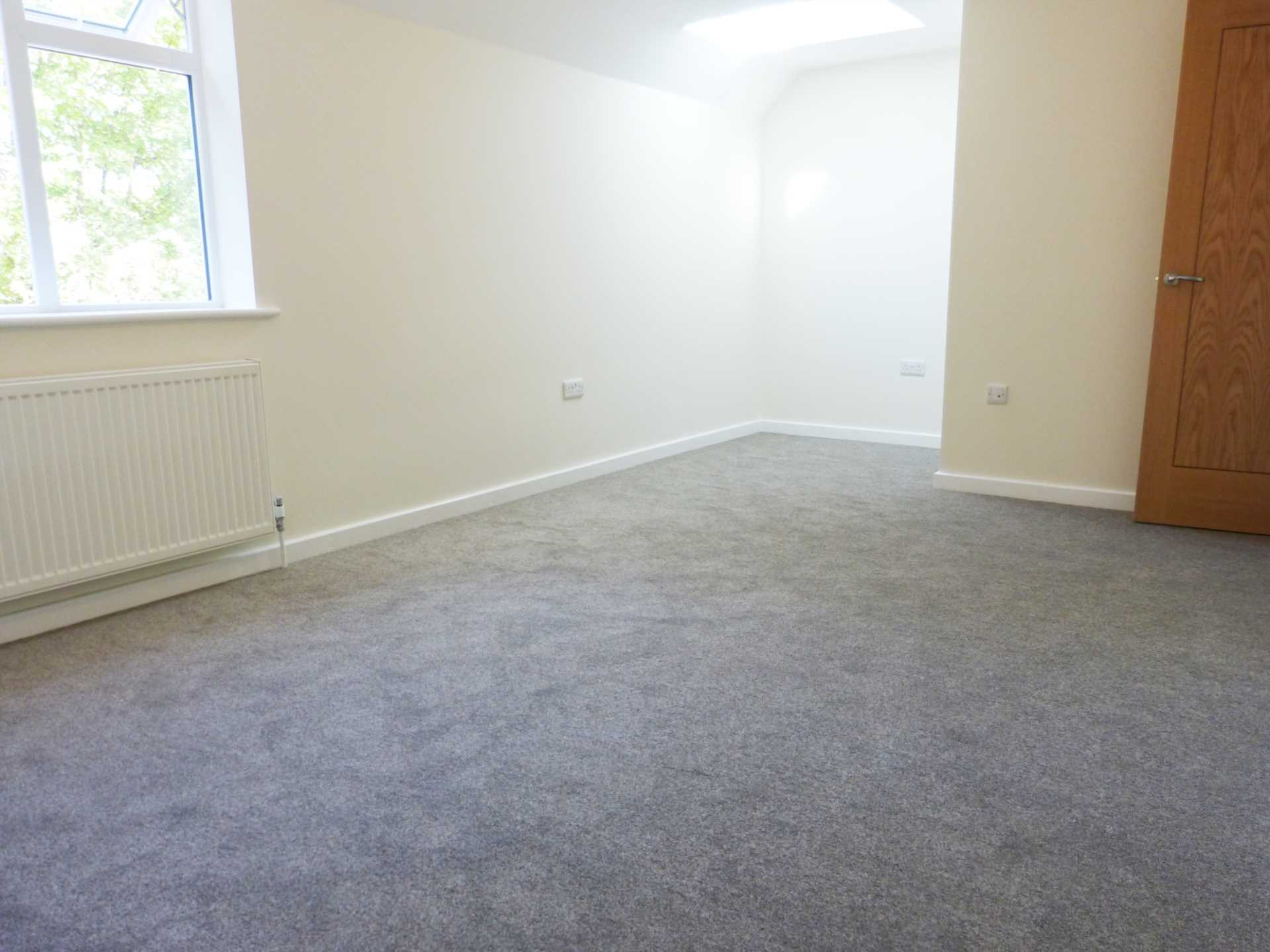 The Avenue, Welwyn, Image 10