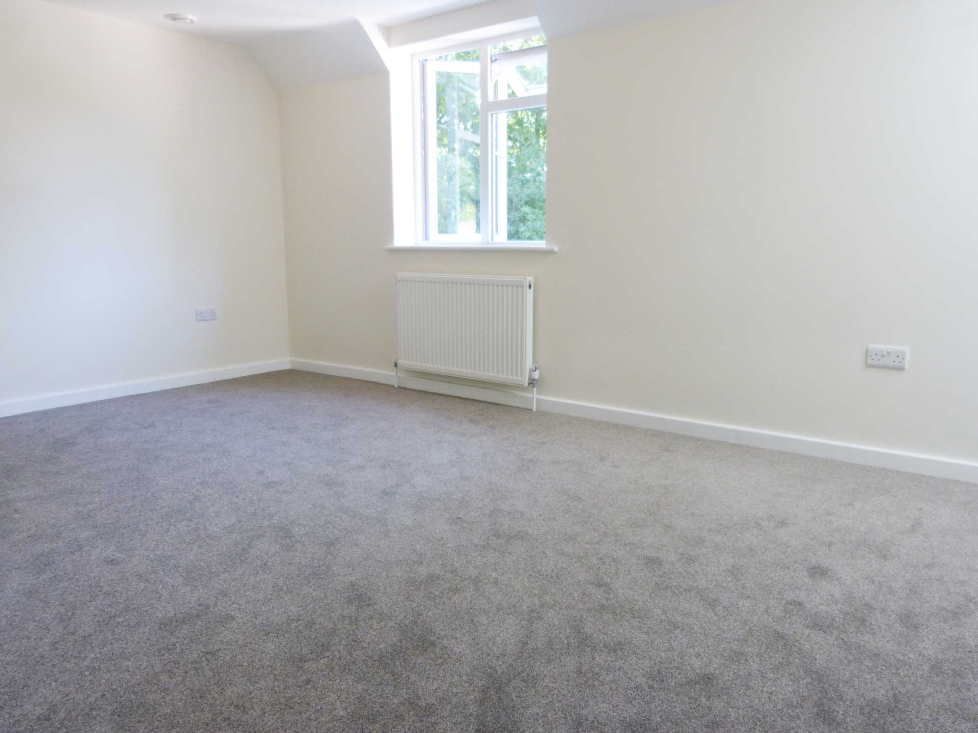 The Avenue, Welwyn, Image 9