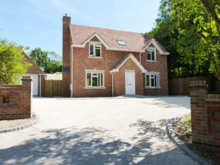 The Avenue, Welwyn, Image 1