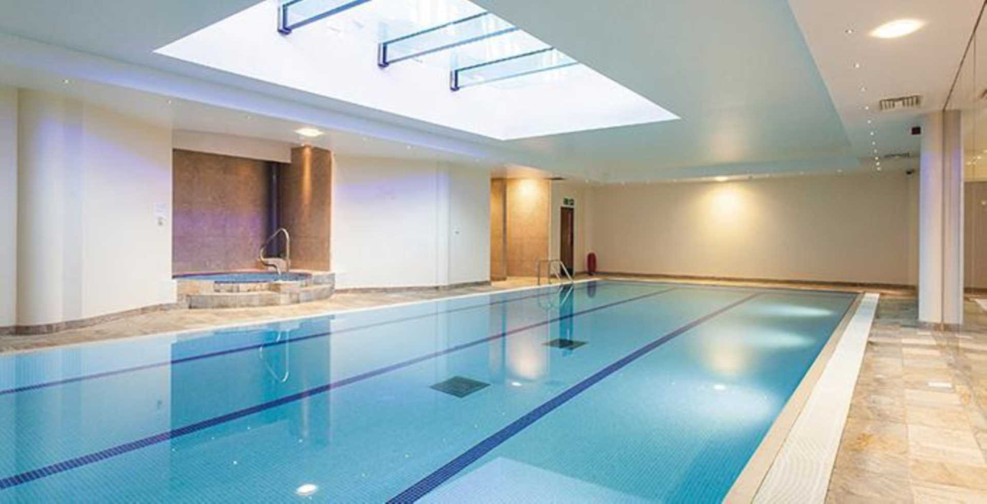 Royal Connaught Park, Bushey, Image 9