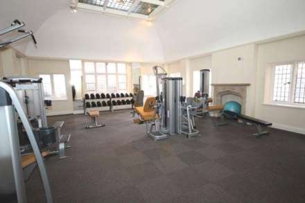 Royal Connaught Park, Bushey, Image 10