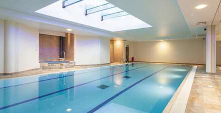 Royal Connaught Park, Bushey, Image 9