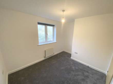 Todd Close, Borehamwood, Image 10