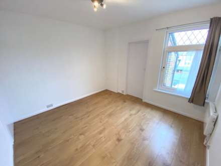 Regent Street, Watford, Image 9