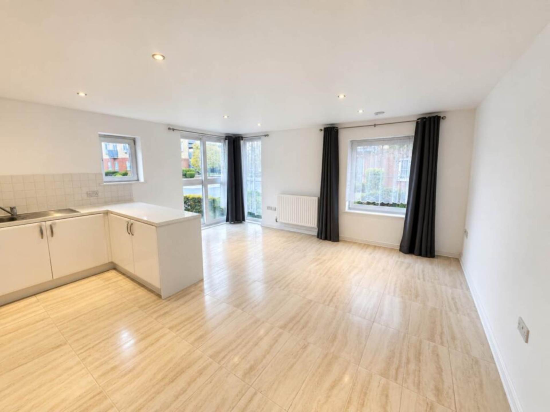 Whitehall Close, Borehamwood, Image 3