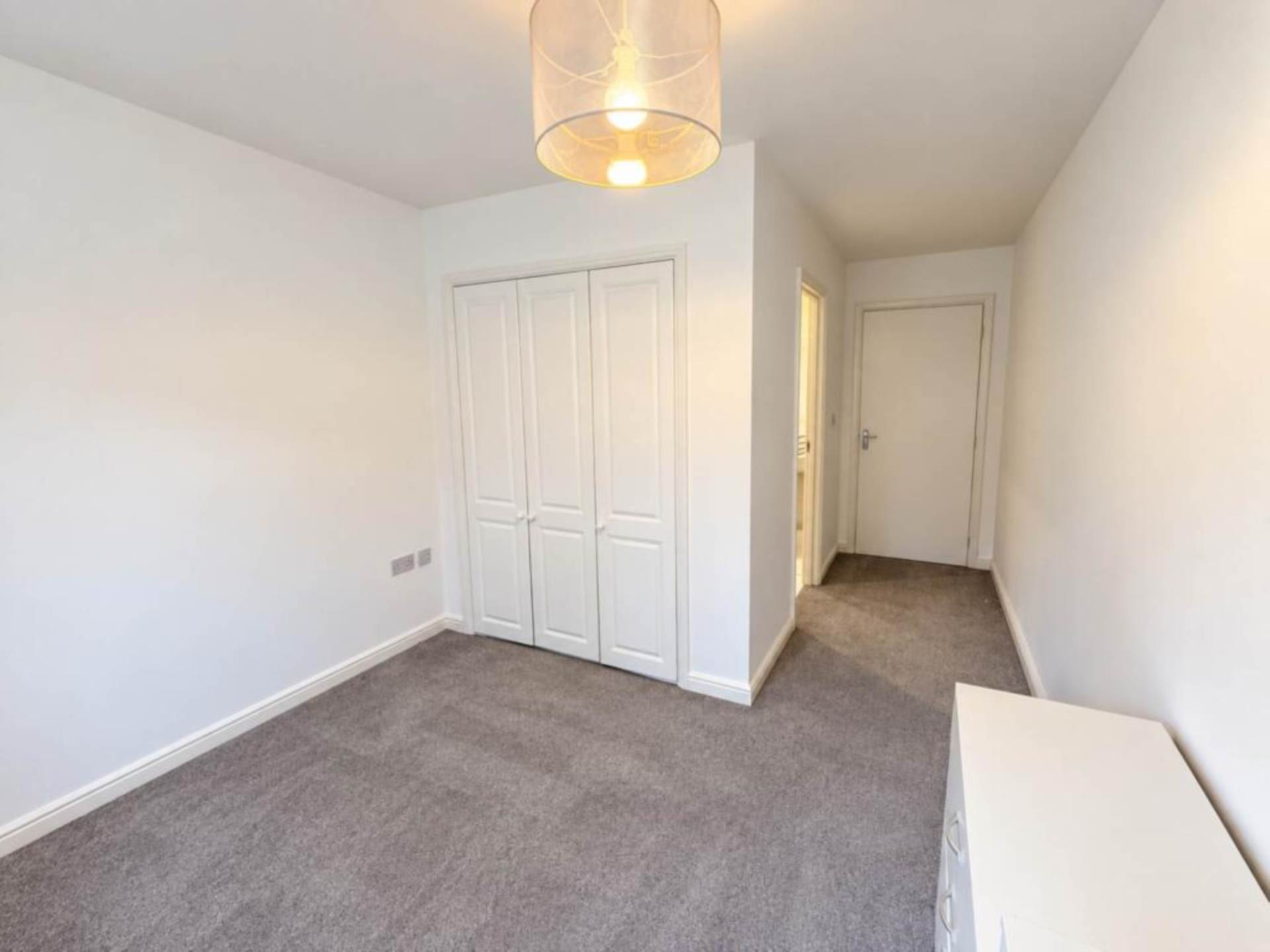 Whitehall Close, Borehamwood, Image 4