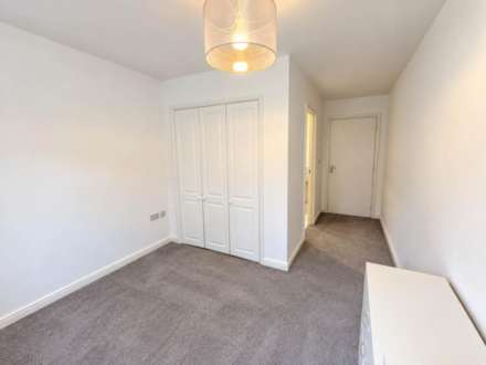 Whitehall Close, Borehamwood, Image 4