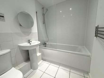 Whitehall Close, Borehamwood, Image 8
