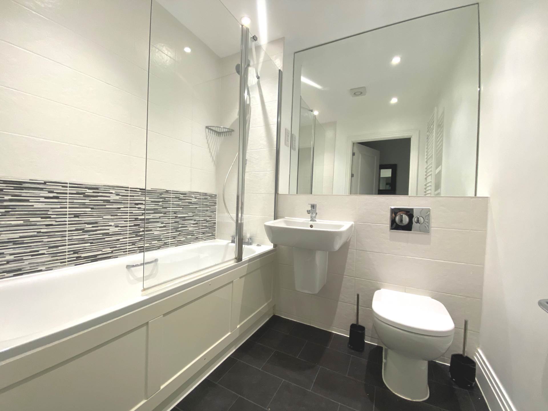 Horizon Place, Borehamwood, Image 13