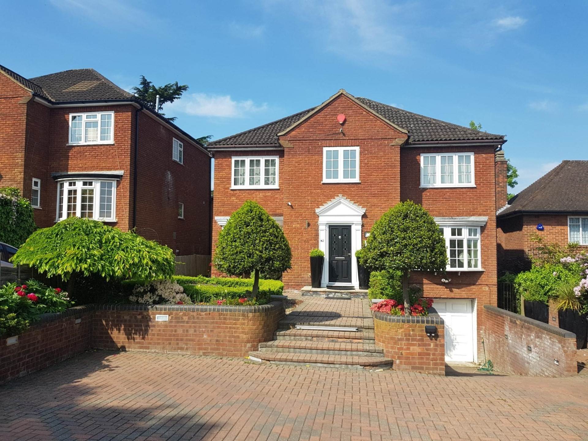 Deacons Hill Road, Elstree, Image 1