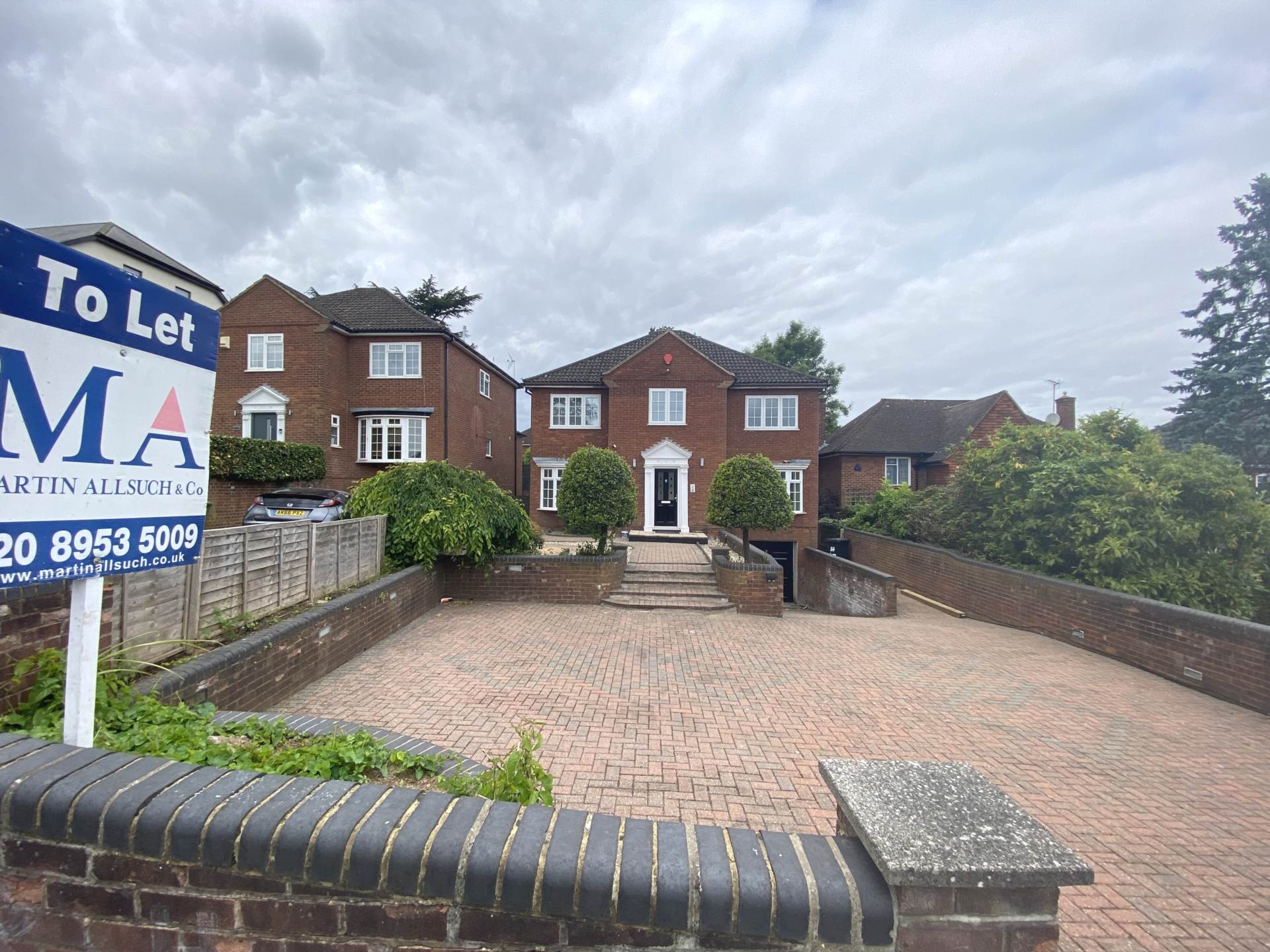 Deacons Hill Road, Elstree, Image 18