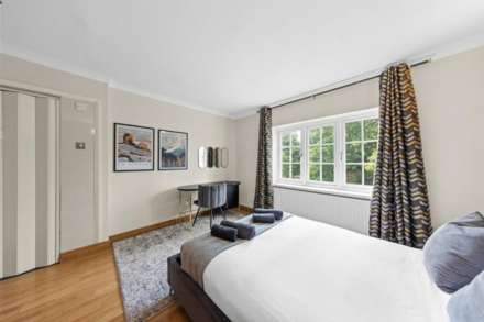 Deacons Hill Road, Elstree, Image 10
