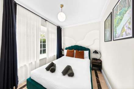 Deacons Hill Road, Elstree, Image 16