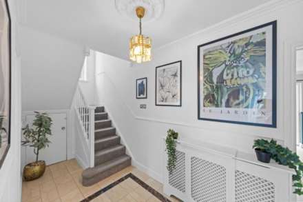 Deacons Hill Road, Elstree, Image 9