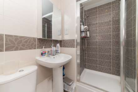 Todd Close, Borehamwood, Image 11