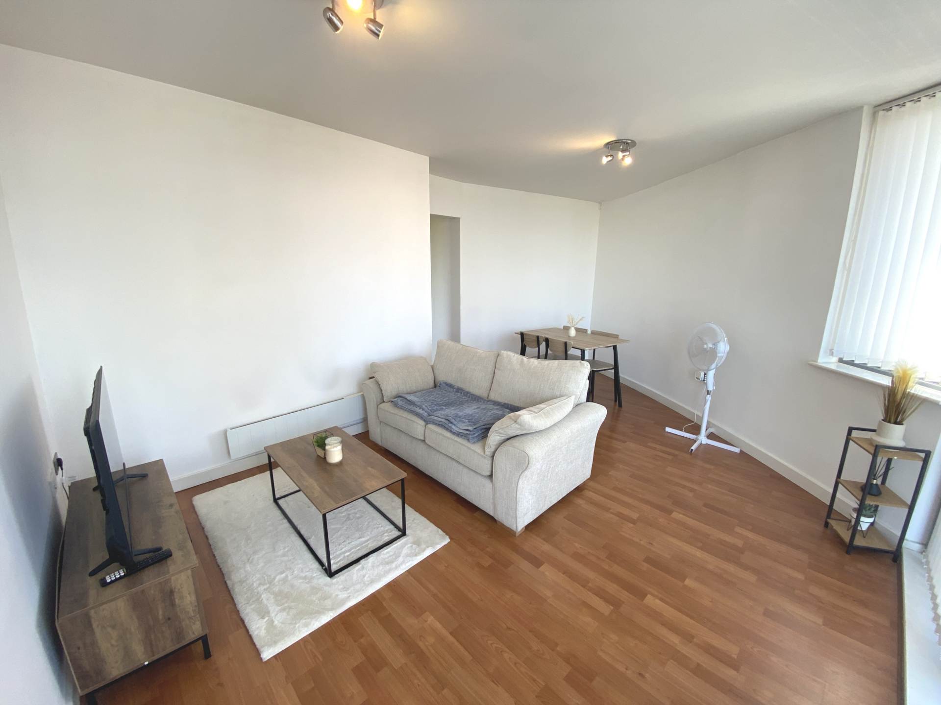 Lanacre Avenue, Colindale, Image 3