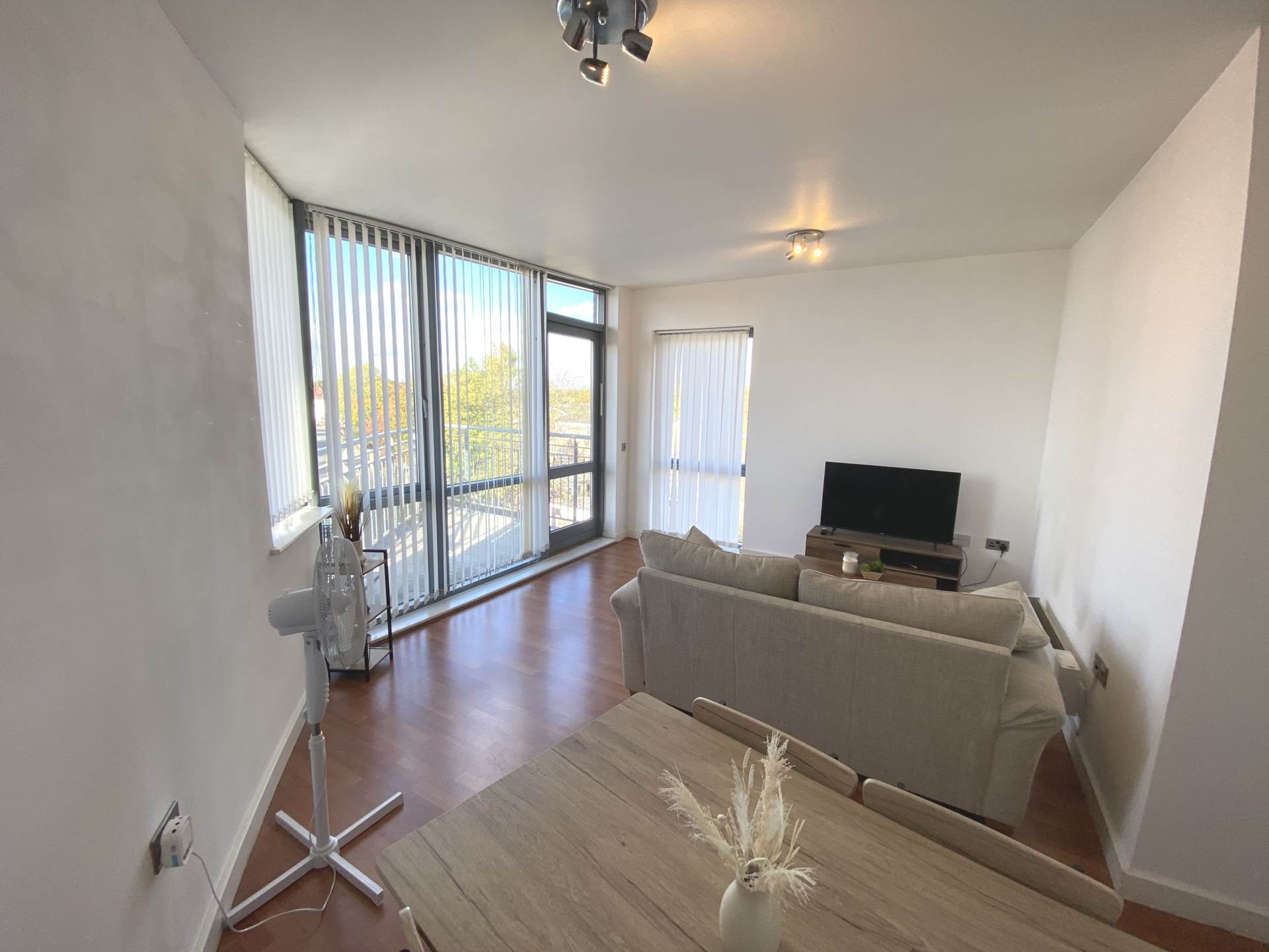 Lanacre Avenue, Colindale, Image 4