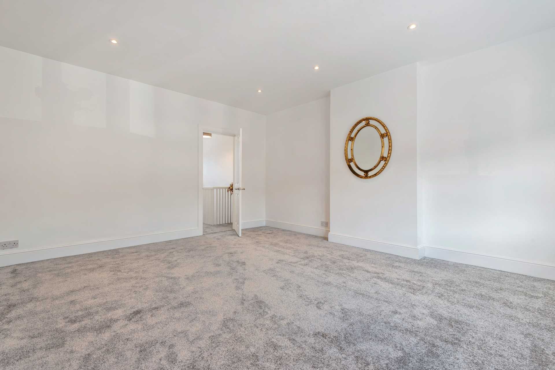 Watling Street, Radlett, Image 6