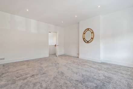 Watling Street, Radlett, Image 6