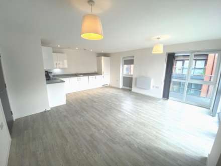 Holmesley Road, Borehamwood, Image 2