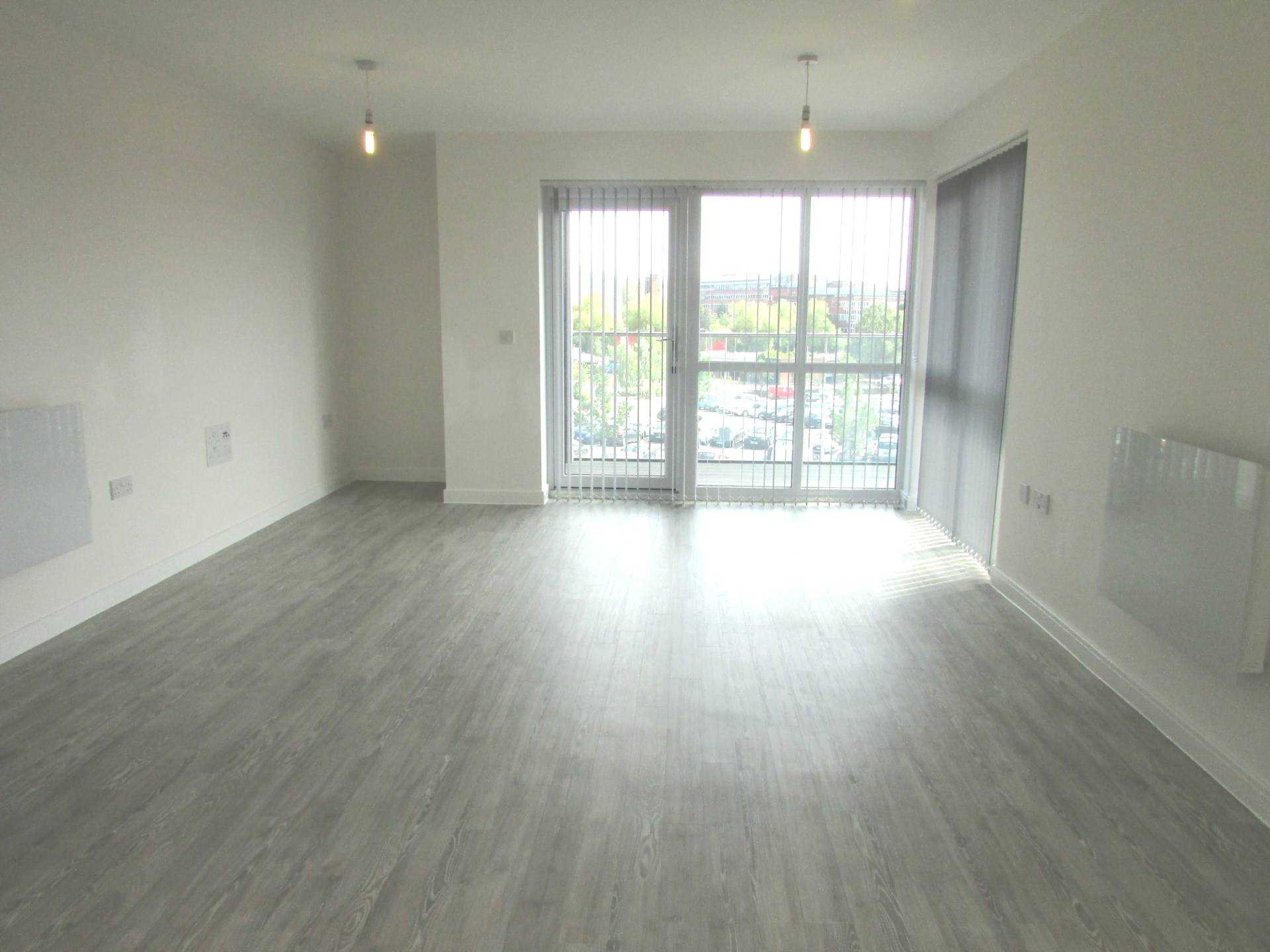 Holmesley Road, Borehamwood, Image 2