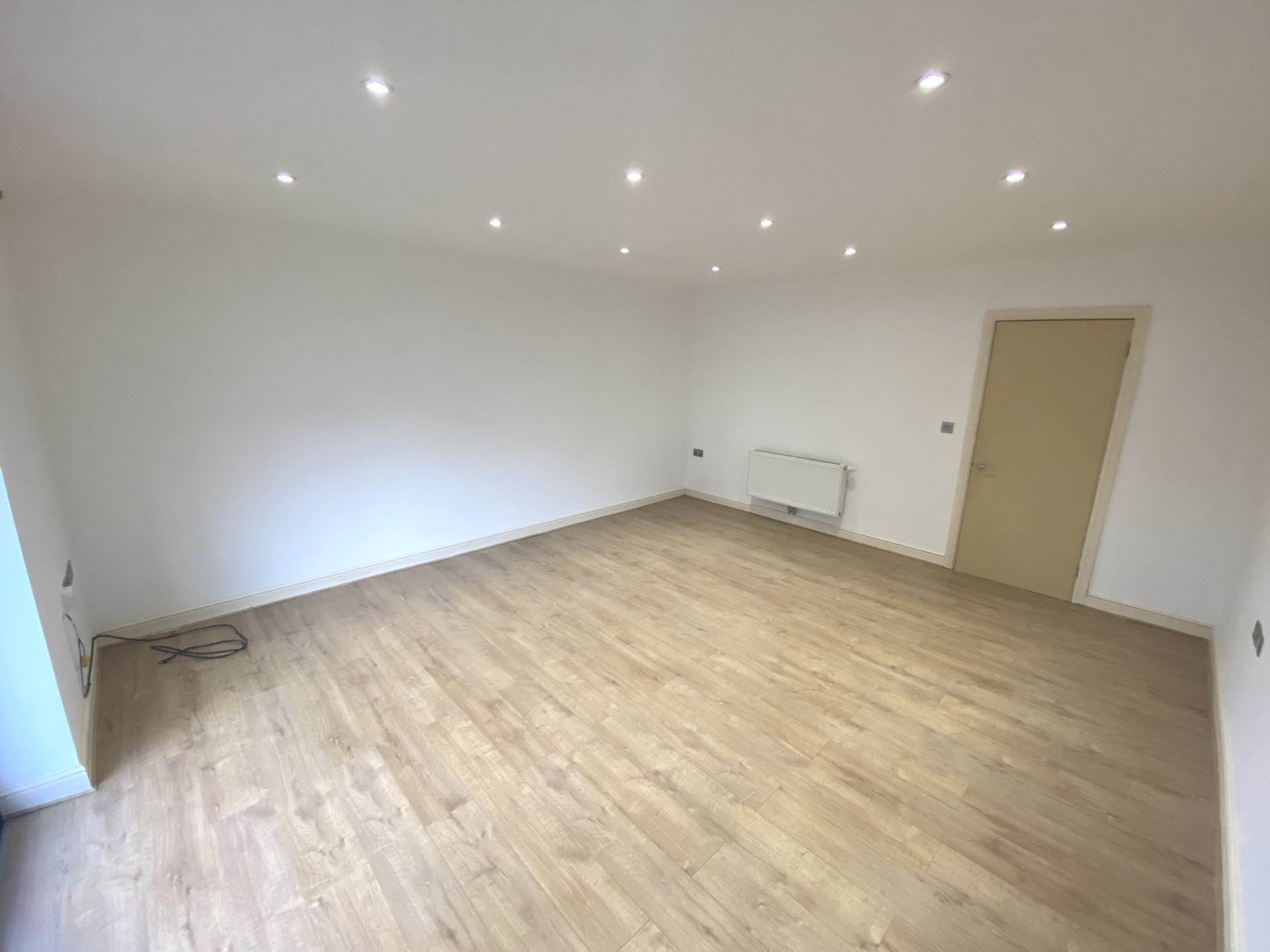 New Road, Elstree, Image 3