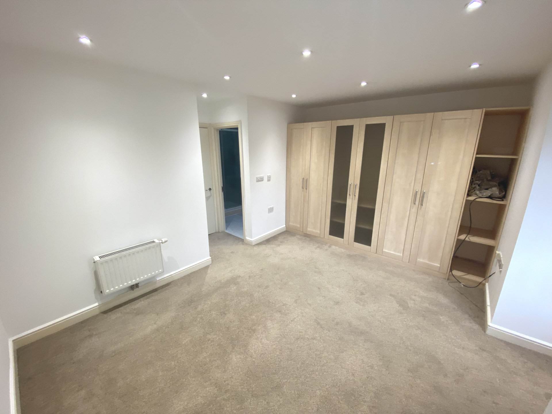 New Road, Elstree, Image 8