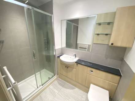New Road, Elstree, Image 10