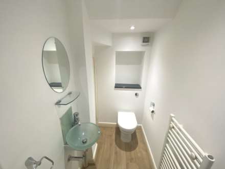 New Road, Elstree, Image 7