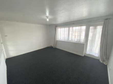 Stratfield Road, Borehamwood, Image 2