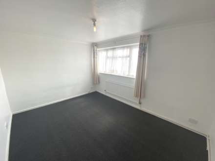 Stratfield Road, Borehamwood, Image 6
