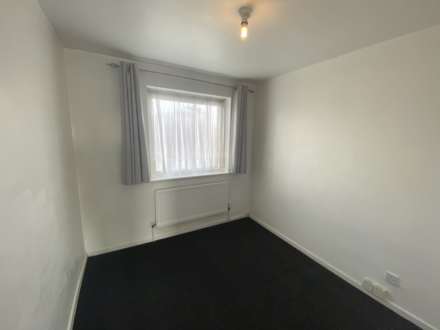 Stratfield Road, Borehamwood, Image 8