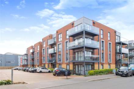 Property For Rent Holmesley Road, Borehamwood