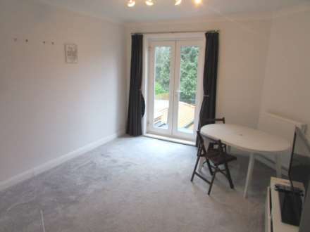 Langley Park, Mill Hill, Image 3