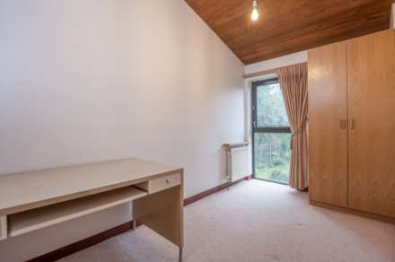 Barnet Lane, Elstree, Image 21