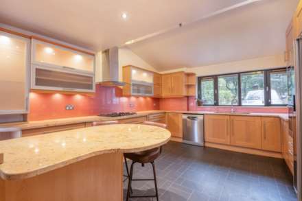 Barnet Lane, Elstree, Image 6