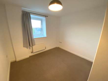 Odette Court, Borehamwood, Image 5
