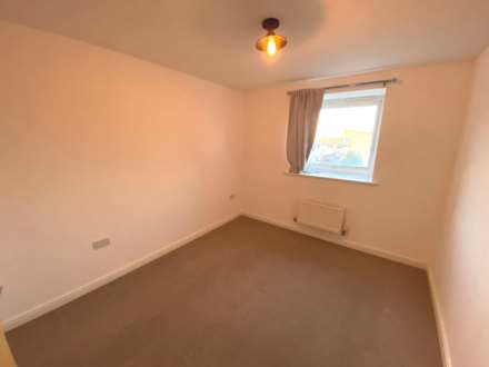 Odette Court, Borehamwood, Image 7